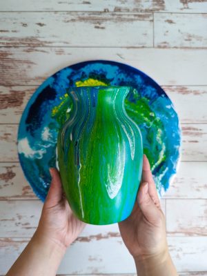 In-Studio Workshop – Abstract Vase Paint Pouring
