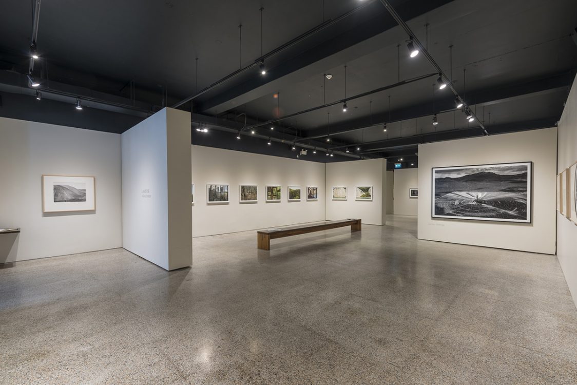 Gallery 3 - Stephen Bulger Gallery